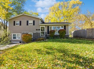 5755 Dover Rd, Oak Forest, IL 60452