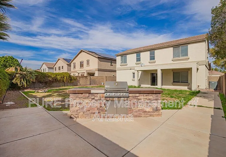 17753 W Caribbean Ln — Photo 4