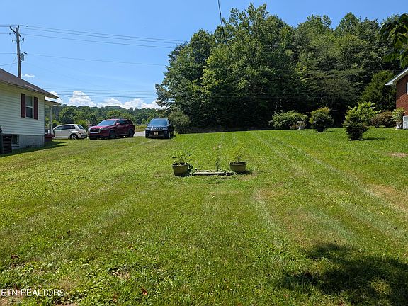 4th image of 2404 Lake City Hwy
