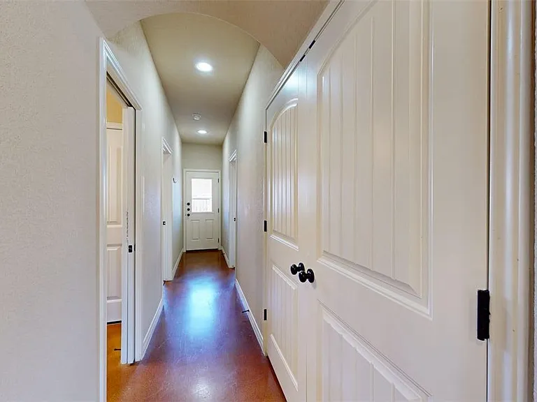 3009 Towers Pkwy — Photo 12