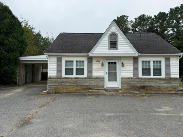 454 Linville St, Newland, NC 28657