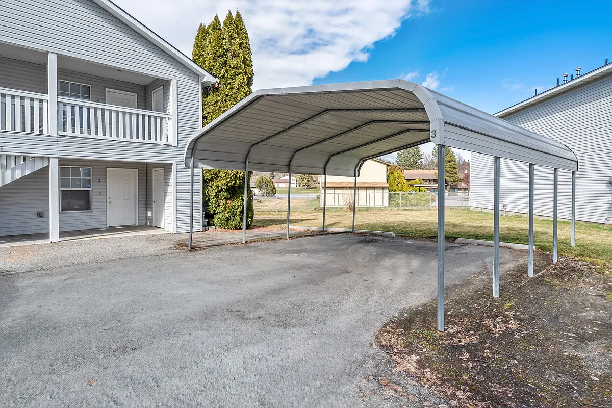 Building Photo - South Valley Four-Plex