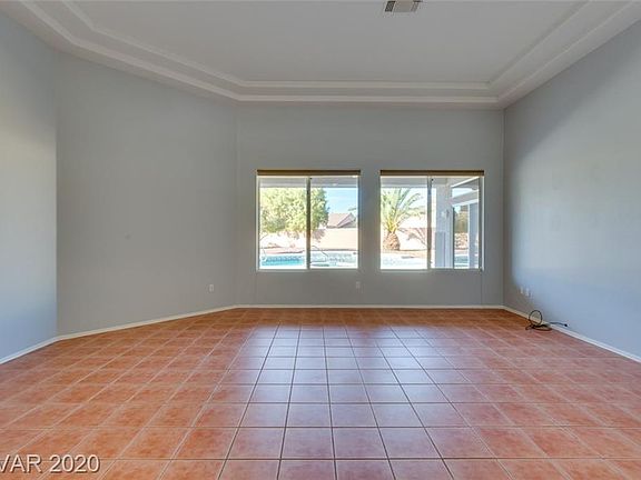 3rd image of 2074 High Mesa Dr