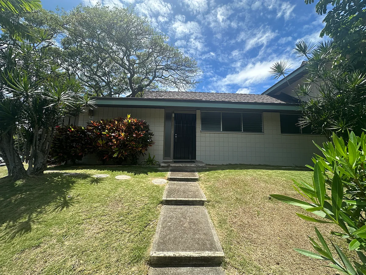Building Photo - 1416 Hunakai St #111
