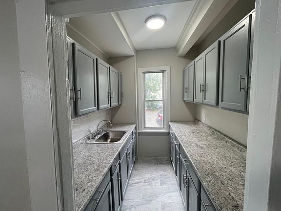 5th image of 138 Wendell St #1 & 2
