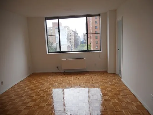 Rented by Realty Operations Group | media 2