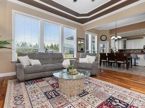 5th image of 6556 Lavender Pl