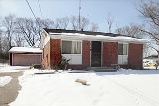 1st image of 141 Fox Ave