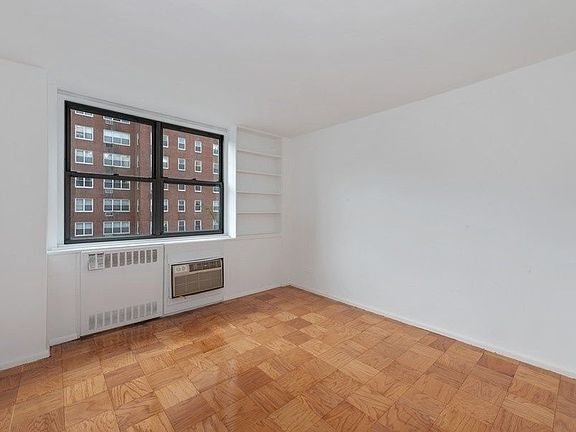 4th image of 230 3rd Ave #4B