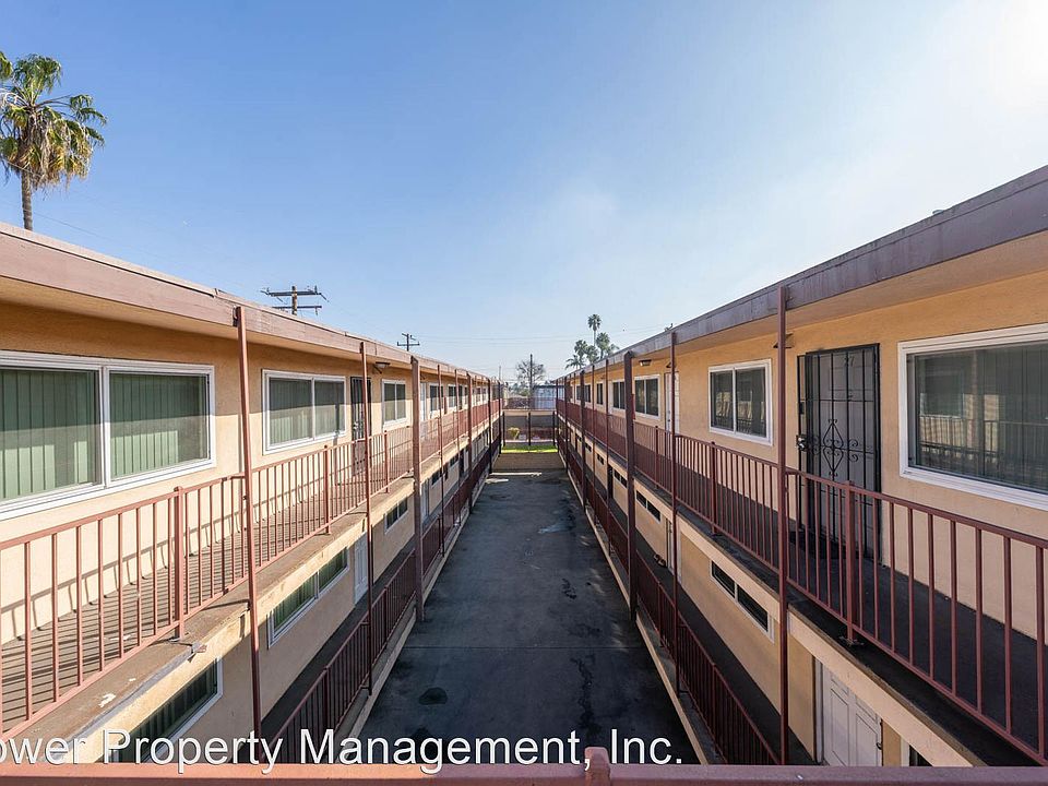 2nd image of 10112 Felton Ave #6295547