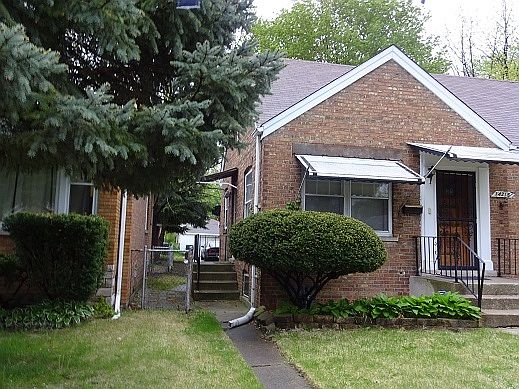 3rd image of 14315 S Wabash Ave