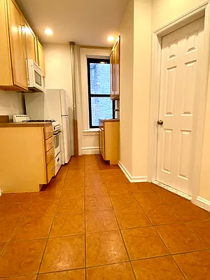 Rented by City & Suburban | media 51