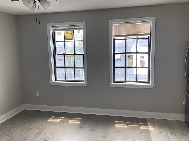 635 W Pratt St — Photo 7