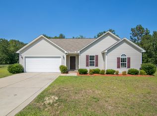 346 Sandstone Dr, Raeford, NC 28376