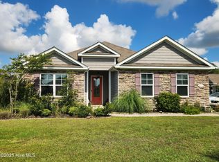 455 Cornflower St, Calabash, NC 28467