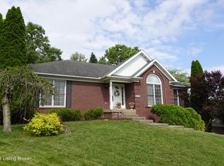 12103 Nightingale Ct, Goshen, KY 40026