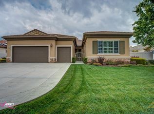 13610 Blossom Ridge Dr, Bakersfield, CA 93306