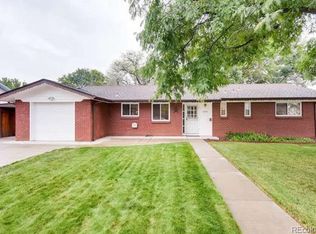6550 Saulsbury Ct, Arvada, CO 80003