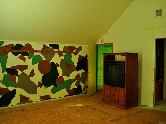 2nd image of 3746 Harris Dr