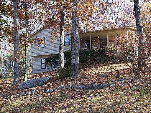 1st image of 288 Lancaster Cir