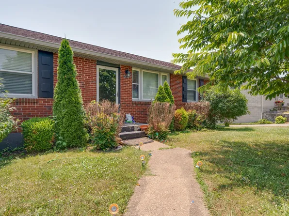 3933 Plantation Dr, Hermitage, TN 37076
