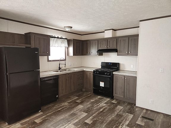 2nd image of 2220 Prospect Cir #8e3c27cd7