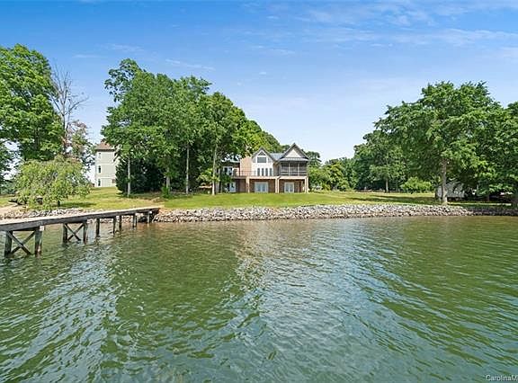 4th image of 117 Holly Pond Ln
