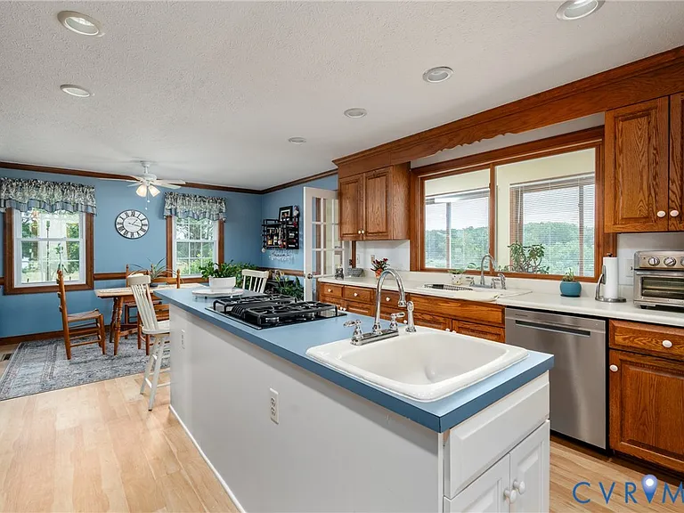 12182 Woodson Farm Ln — Photo 13