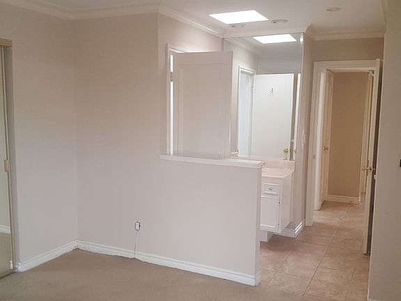 4th image of 4166 Lake Harbor Ln