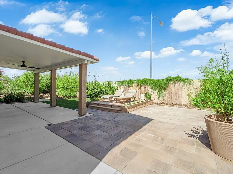 8944 Campanella St — Photo 61