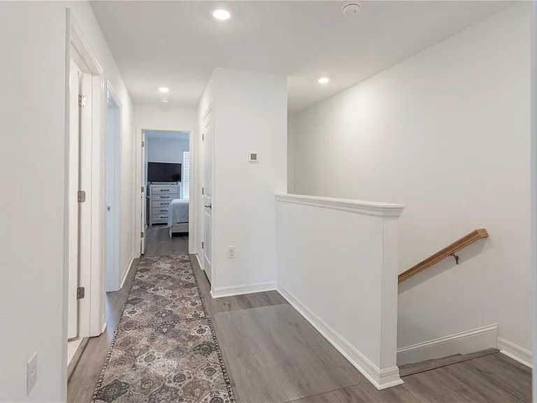 8473 Lunar Skye St — Photo 36