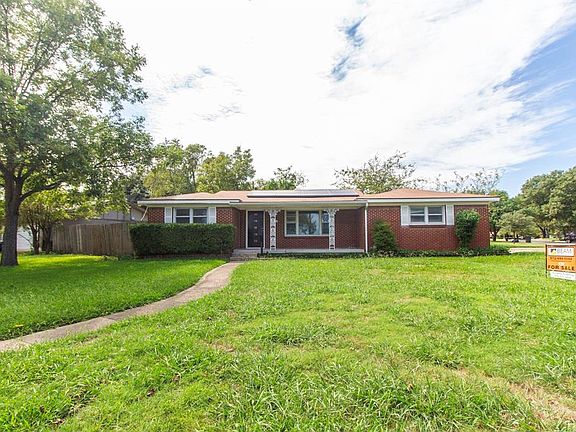 2nd image of 3621 Northcut Dr