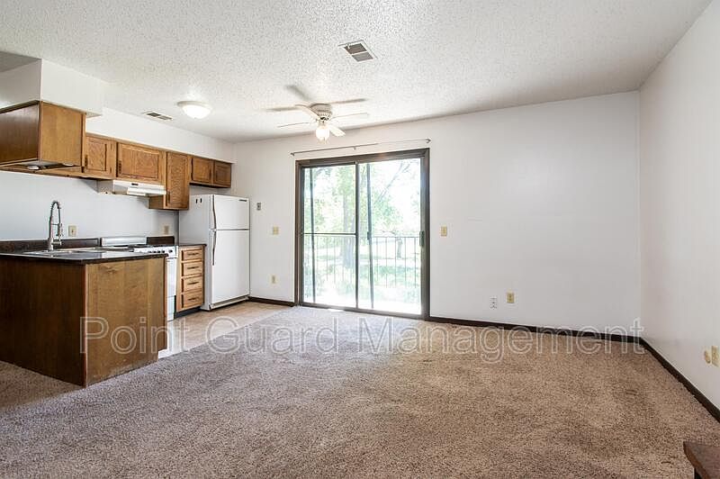 Midtown Place Apartments Wichita, KS Zillow