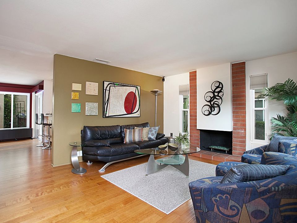 1st image of 10587 Greenford Dr