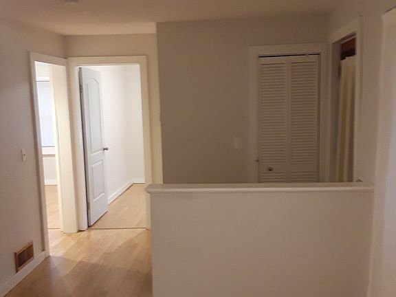 5th image of 3214 Birch Row Dr