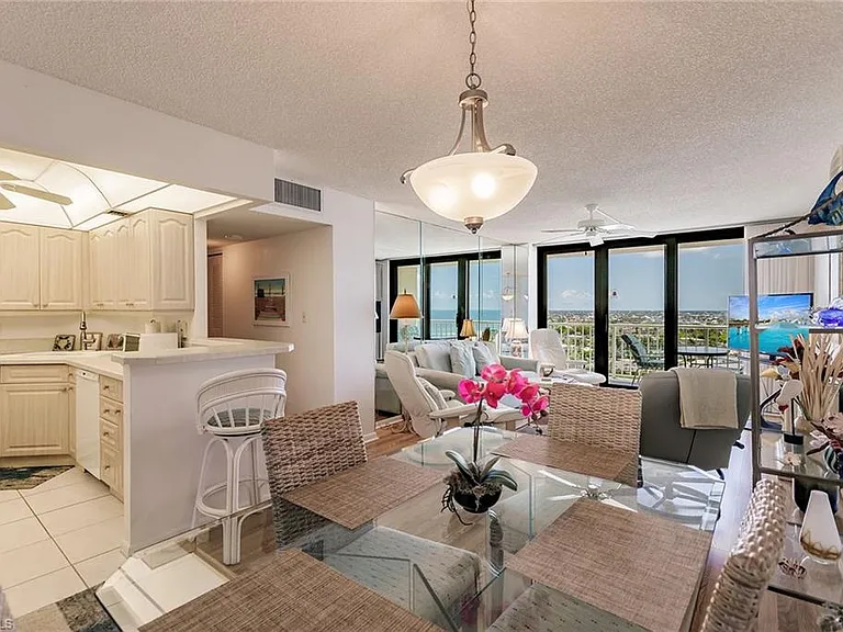 260 Seaview Ct #1609 — Photo 8