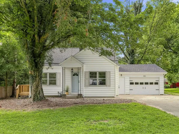 432 E Baldwin Ave, Watervliet, MI 49098