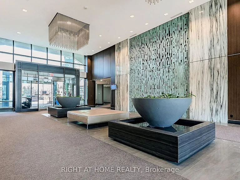 215 Sherway Gardens Rd #Penthouse 101 — Photo 4