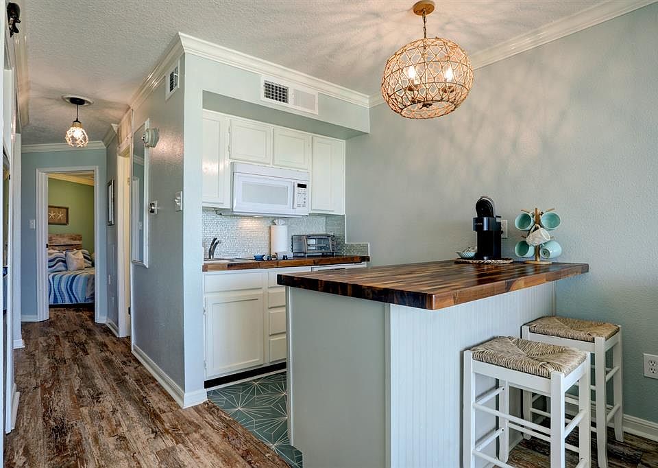 1st image of 6300 Seawall Boulevard #3315