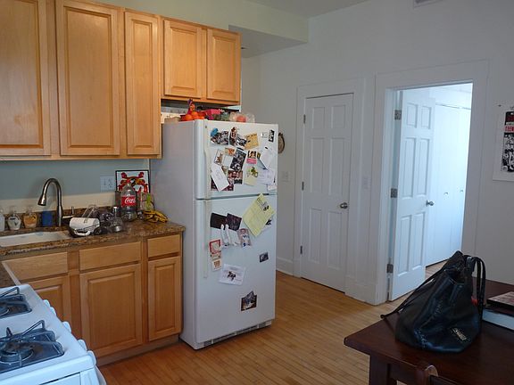 2nd image of 1333 S California Avenue # Top Floor