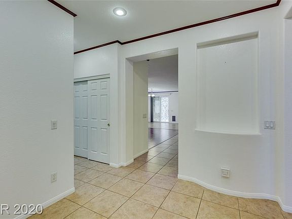 5th image of 4487 Weitzman Pl