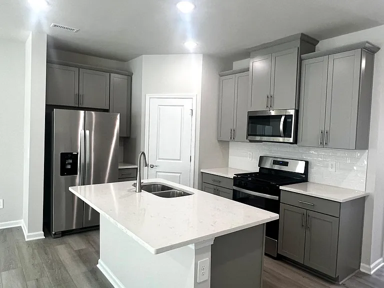 639 Rolling Fields Dr #1 — Photo 6