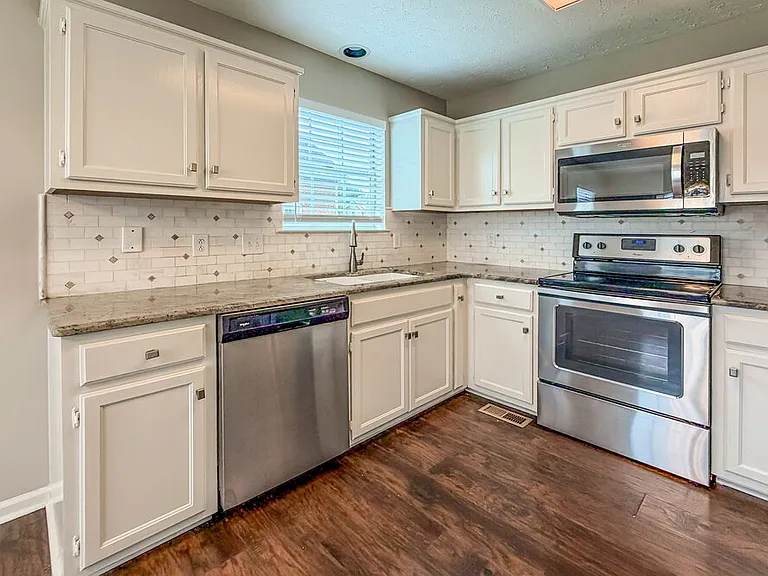 142 S Birchwood Dr — Photo 8