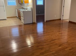 130 Emerald Pt APT 4, Elizabethton, TN 37643