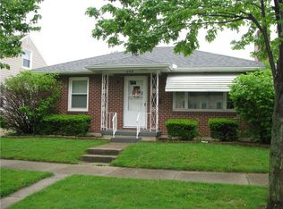 406 S Perry St, Wapakoneta, OH 45895