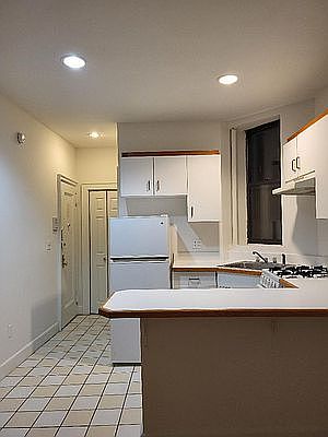 1st image of 1829 2nd Ave APT 8