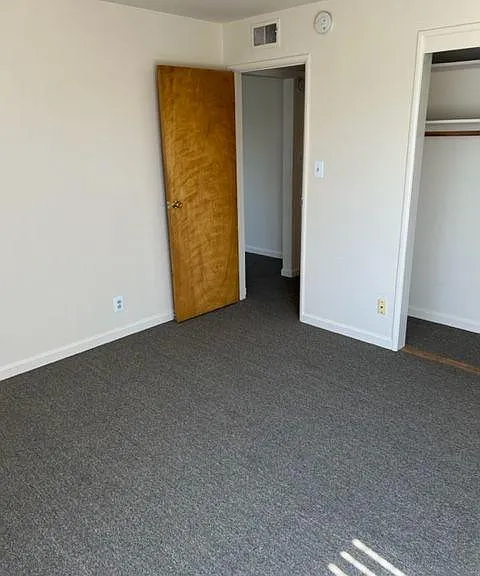 252 Acton Pl #5 — Photo 8