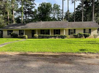 2029 Parkwood Ln, Fordyce, AR 71742