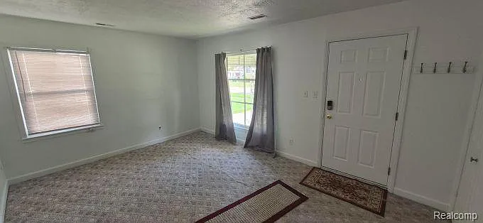 92 E Kalama Ave — Photo 5