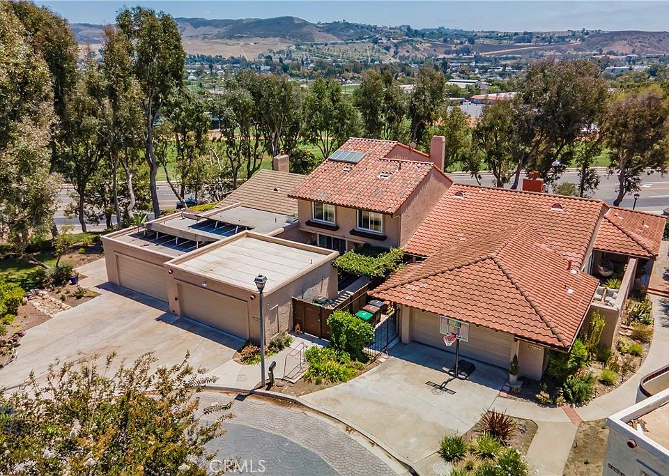 1st image of 25743 Anchor Cir